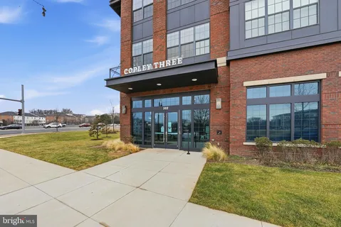 $619,000 | 502 Diamondback Drive, Unit 204, Gaithersburg, MD 20878