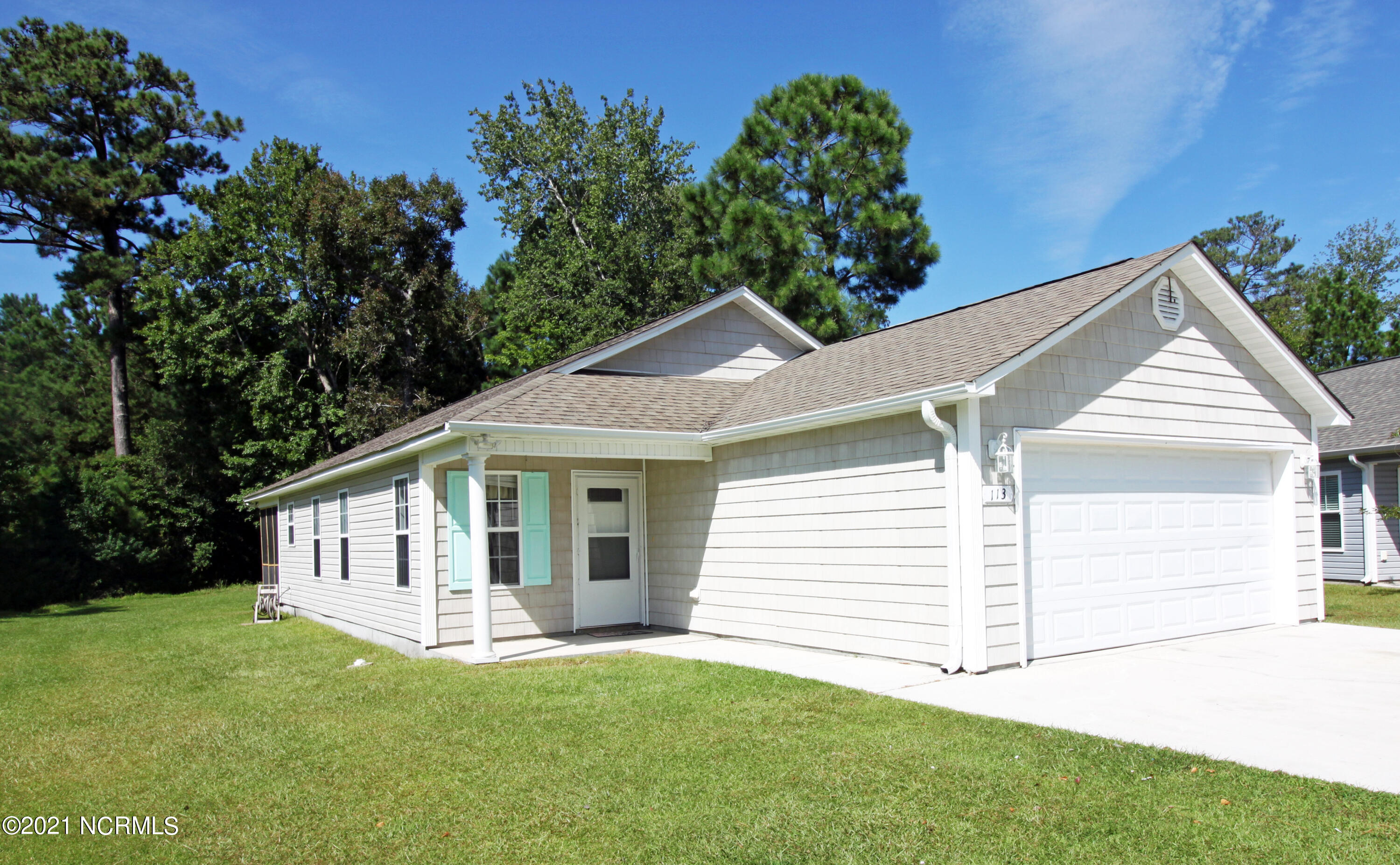 113 Bay Tree Circle Hampstead, NC 28443 - Photo 2 of 19 IMG_6438