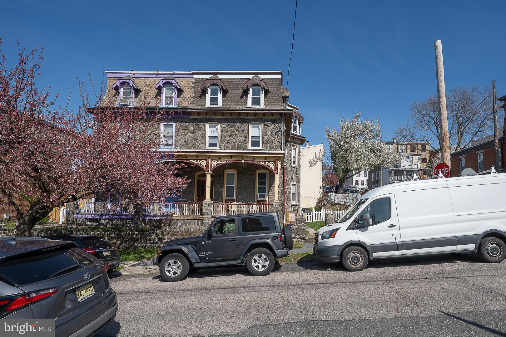 129 Sumac Street Philadelphia, PA 19128 - Photo 3 of 111