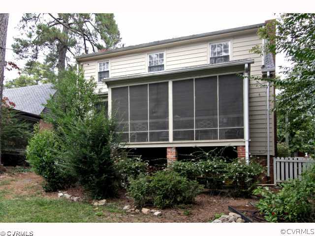 4616 Sylvan Road Richmond, VA 23225 - Photo 11 of 12 Exterior Back