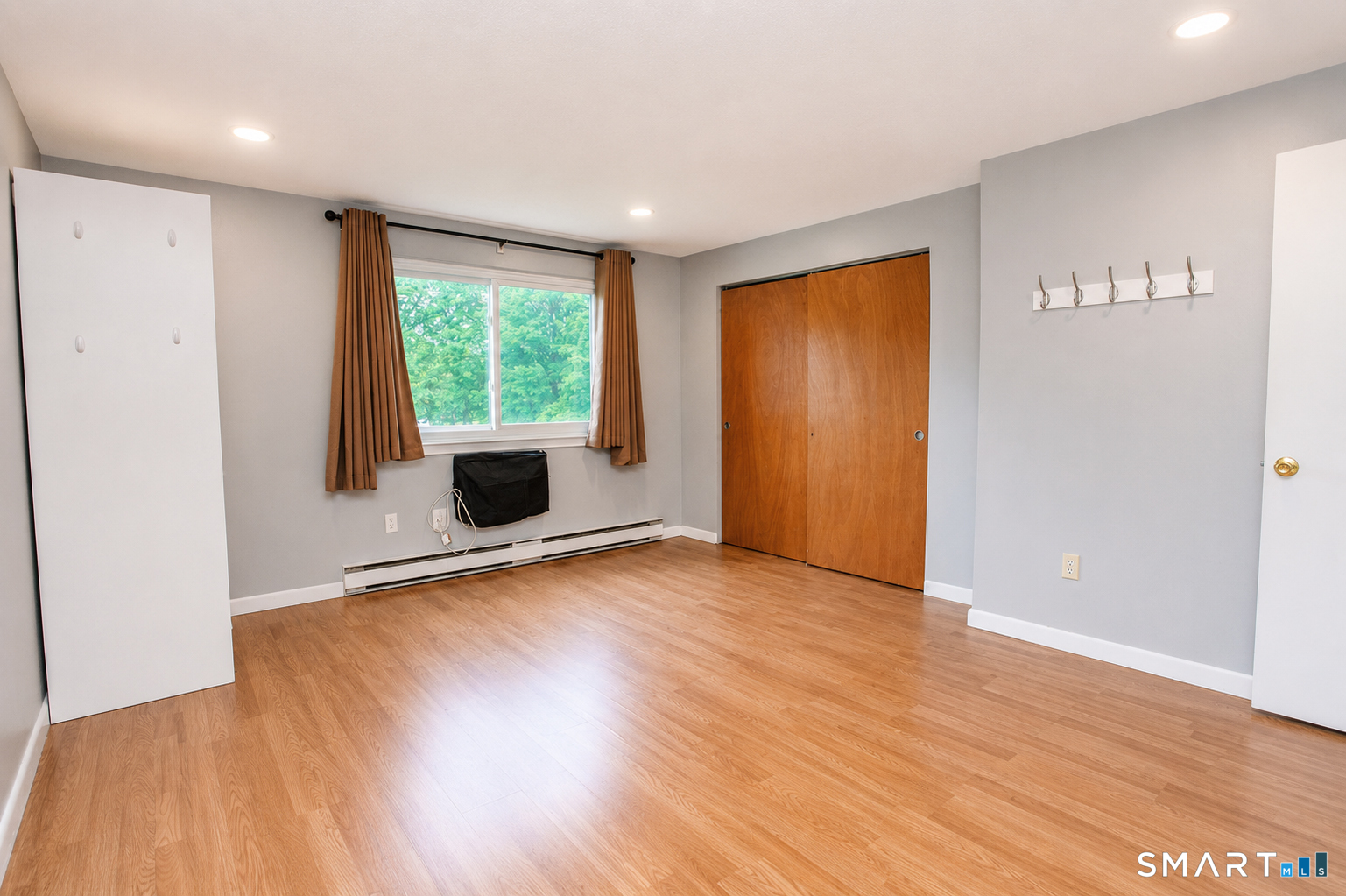 16 Seymour Road, Unit 4E East Granby, CT 06026 - Photo 12 of 19