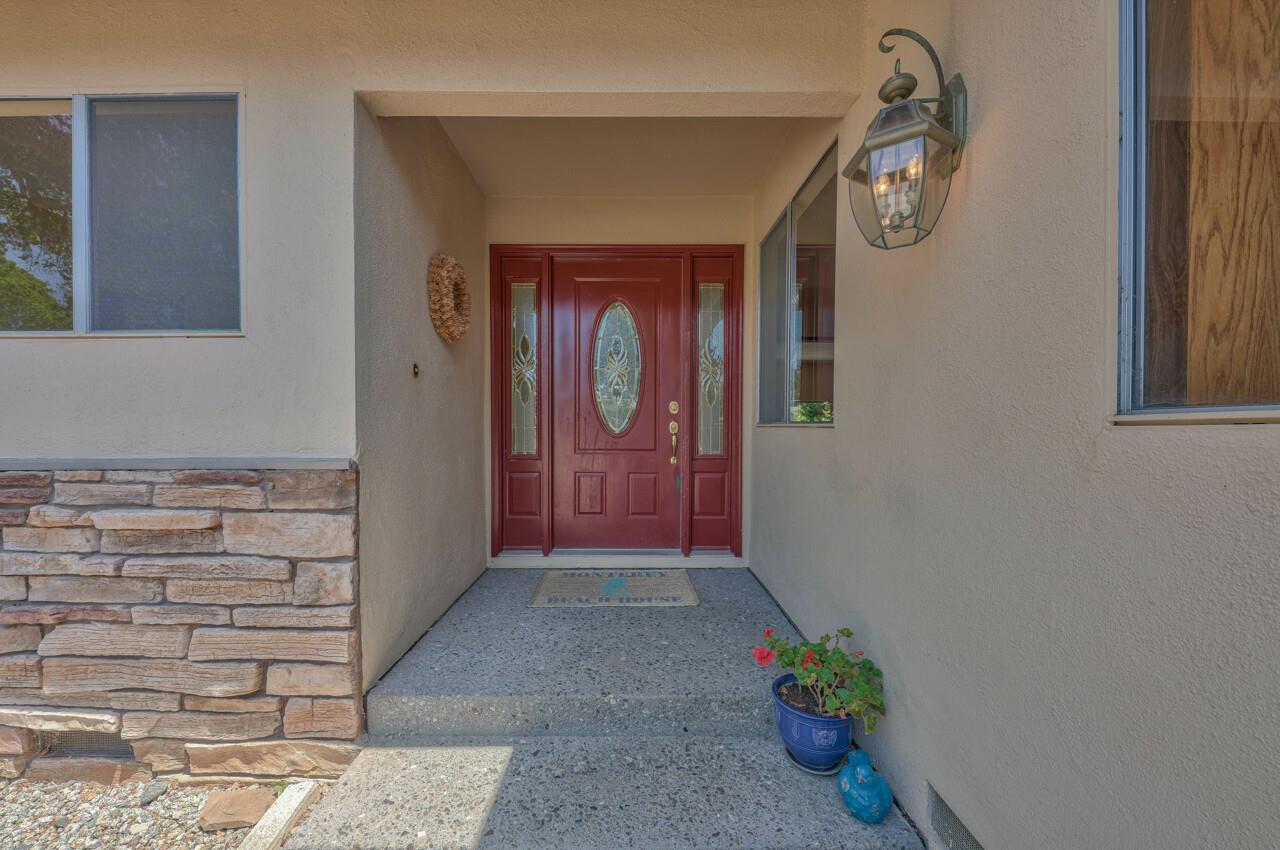 9423 Willow Oak Road Salinas, CA 93907 - Photo 3 of 37 Gallery Image 3