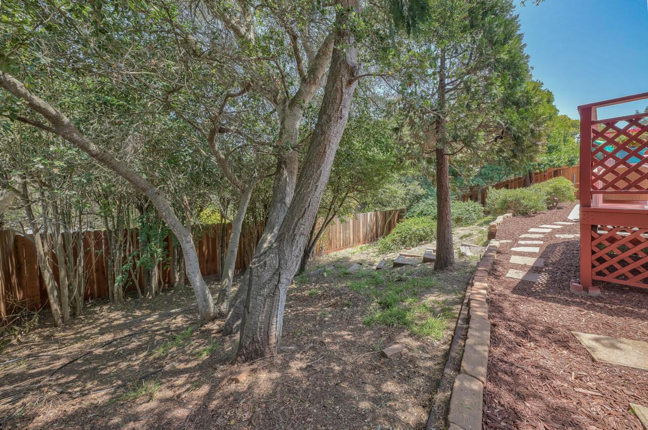 9423 Willow Oak Road Salinas, CA 93907 - Photo 34 of 37 Gallery Image 34