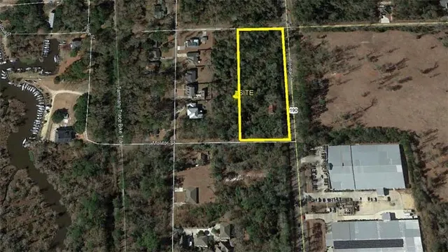 $950,000 | 910 Florida Street, Mandeville, LA 70448