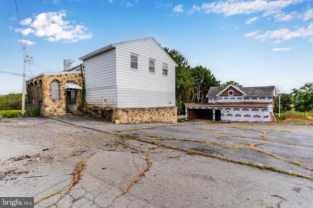 $599,900 | 51 Heisers Lane, Carlisle, PA 17015