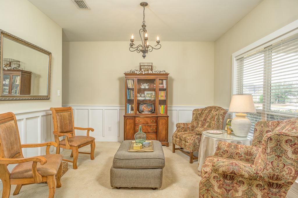 9112 Thoroughbred Run Fairhope, AL 36532 - Photo 5 of 25 Dining or Sitting Room