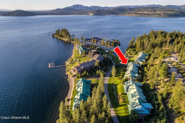 $709,000 | 4732 South Arrow Point Drive, Unit 101, Harrison, ID 83833