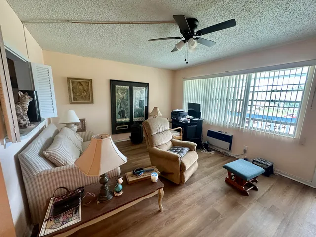 $69,000 | 522 Tilford X, Deerfield Beach, FL 33442