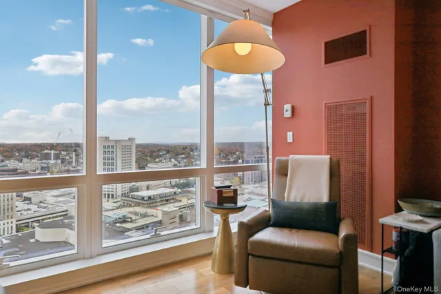$1,449,000 | 5 Renaissance Square, Unit 27G, White Plains, NY 10601
