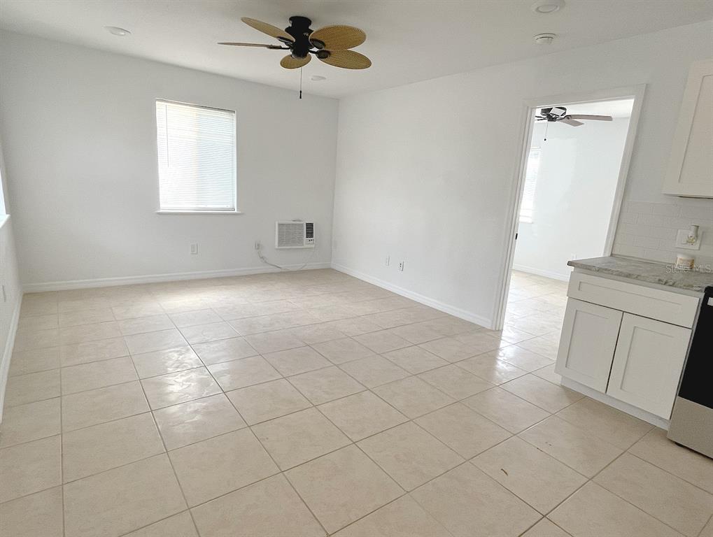 24 Lynn Way, Unit A Madeira Beach, FL 33708 - Photo 4 of 18