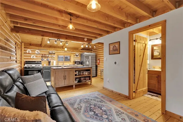 $314,999 | 788 Buckingham Square, Lake Arrowhead, CA 92352