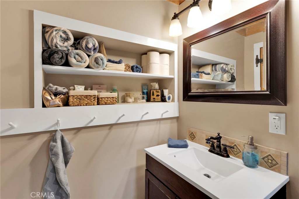 788 Buckingham Square Lake Arrowhead, CA 92352 - Photo 36 of 61