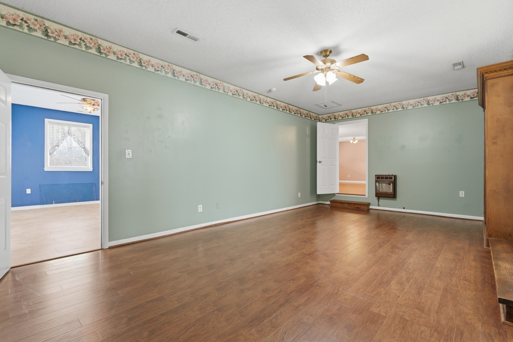 585 Bell Point Road Laceys Spring, AL 35754 - Photo 14 of 46