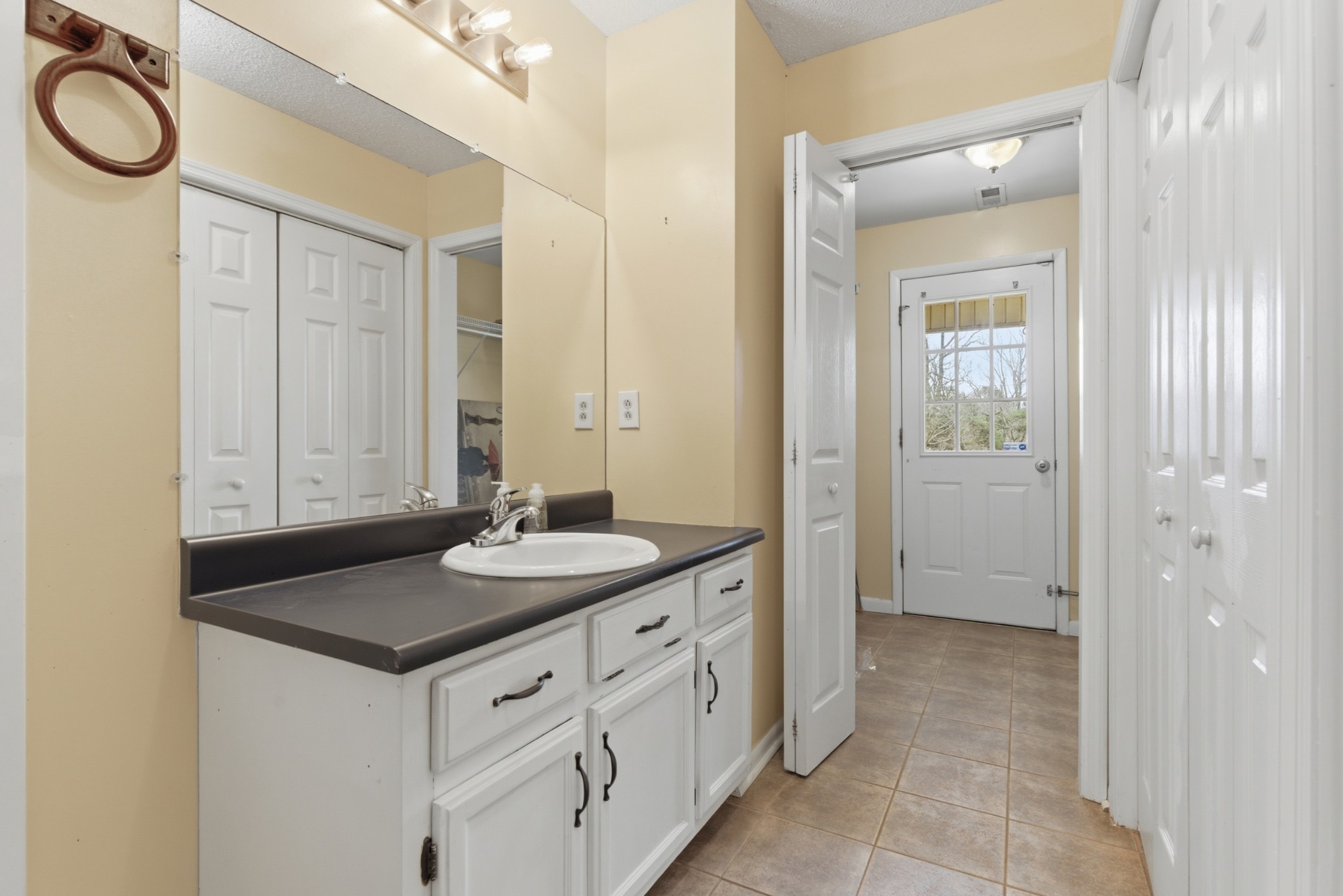 585 Bell Point Road Laceys Spring, AL 35754 - Photo 17 of 46