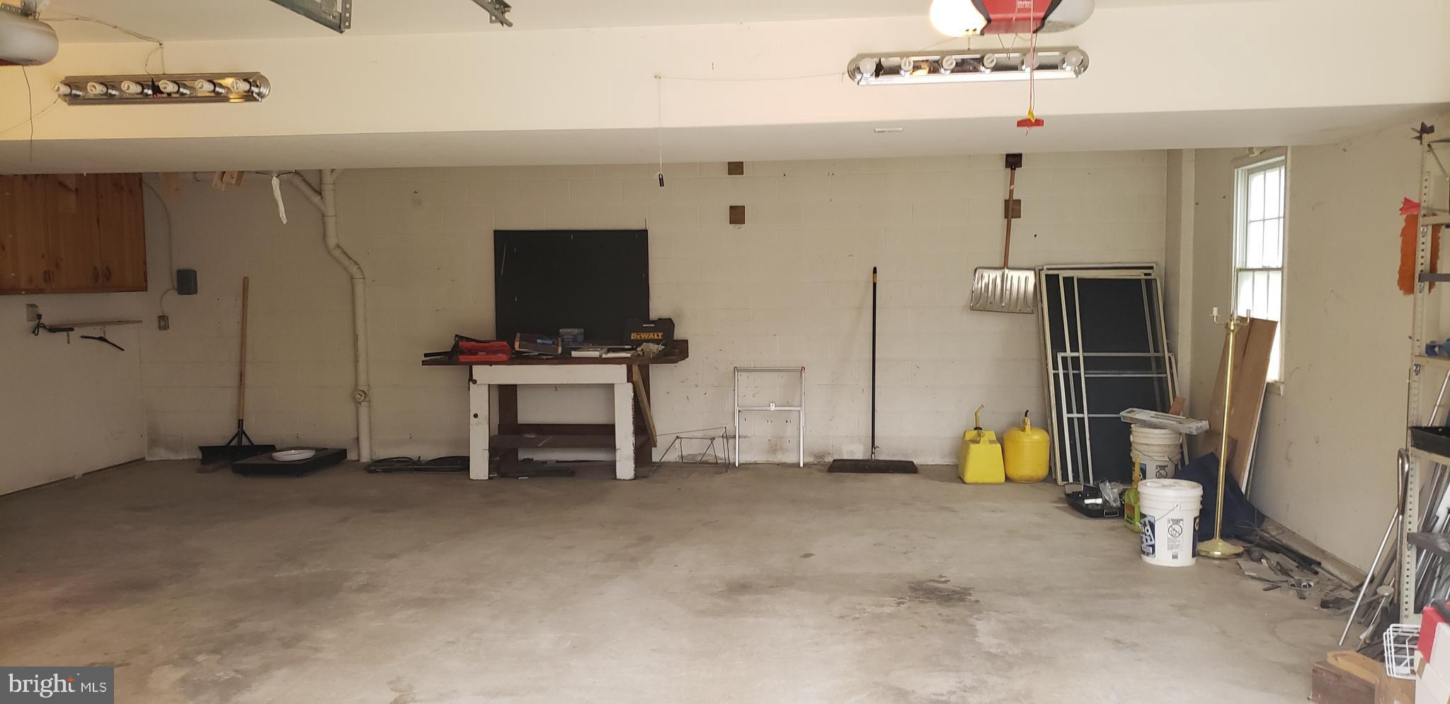 16172 Quail Ridge Drive Rixeyville, VA 22737 - Photo 24 of 33 GARAGE