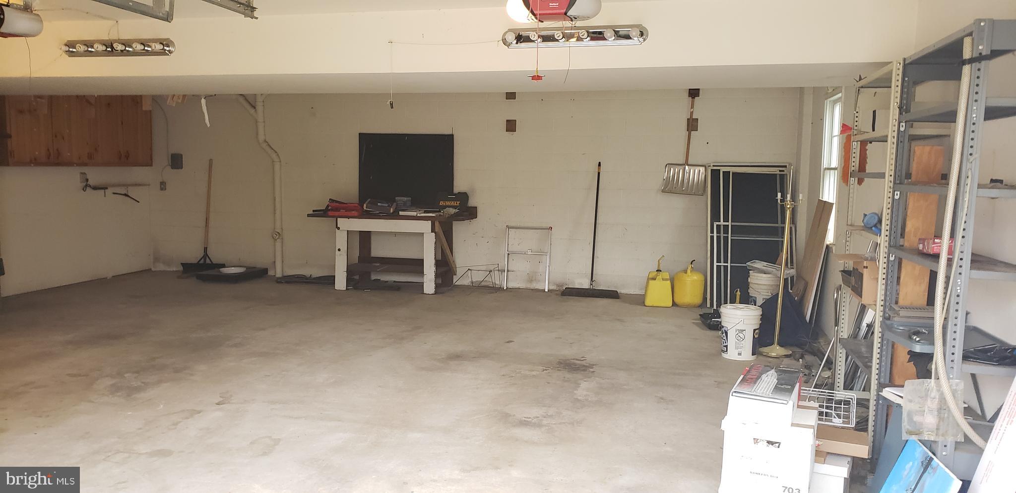 16172 Quail Ridge Drive Rixeyville, VA 22737 - Photo 26 of 33 GARAGE