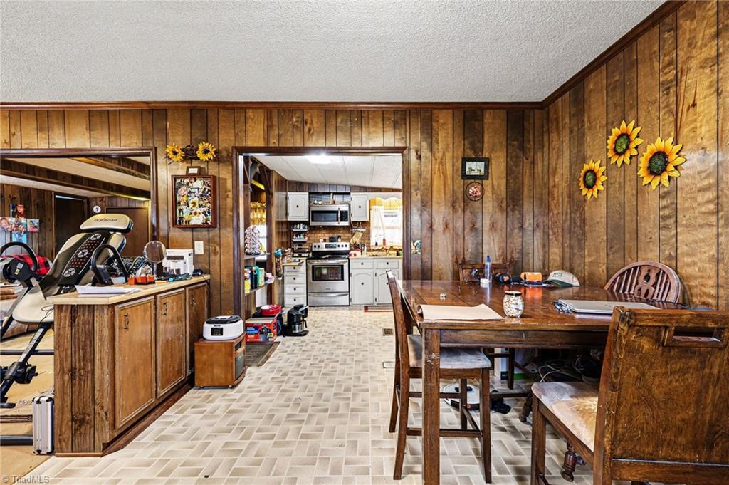 1817 Amostown Road Sandy Ridge, NC 27046 - Photo 21 of 49