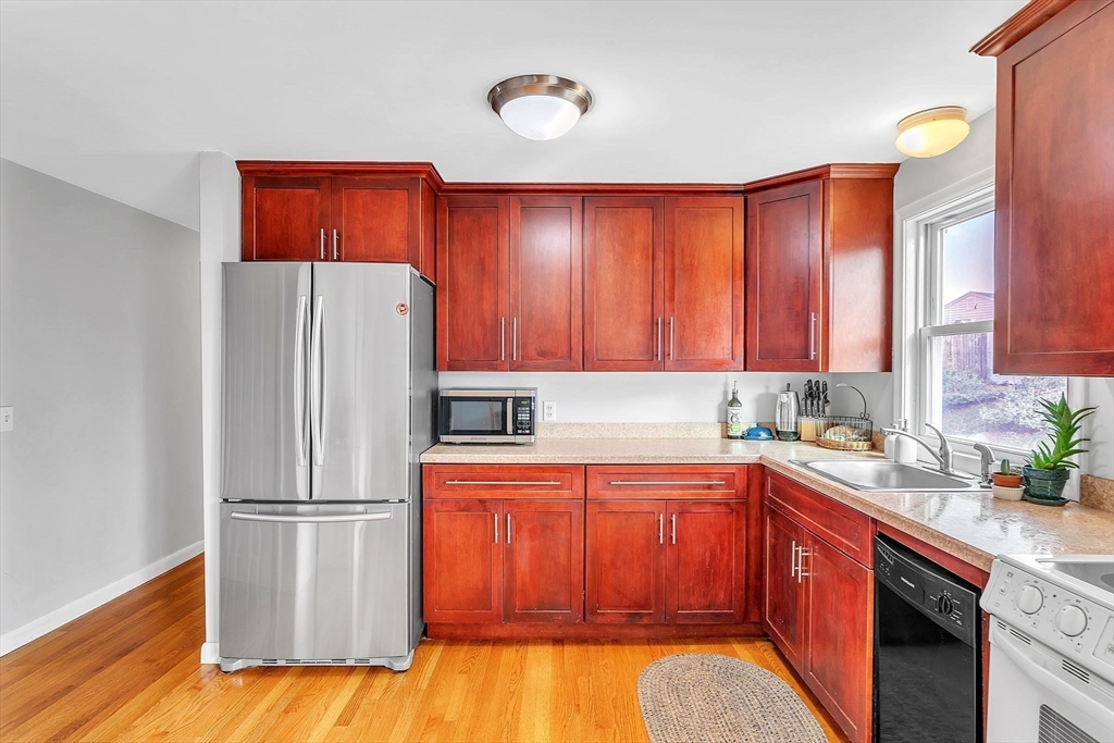 58 Georgetown Road Ludlow, MA 01056 - Photo 1 of 40 Gallery Image 1