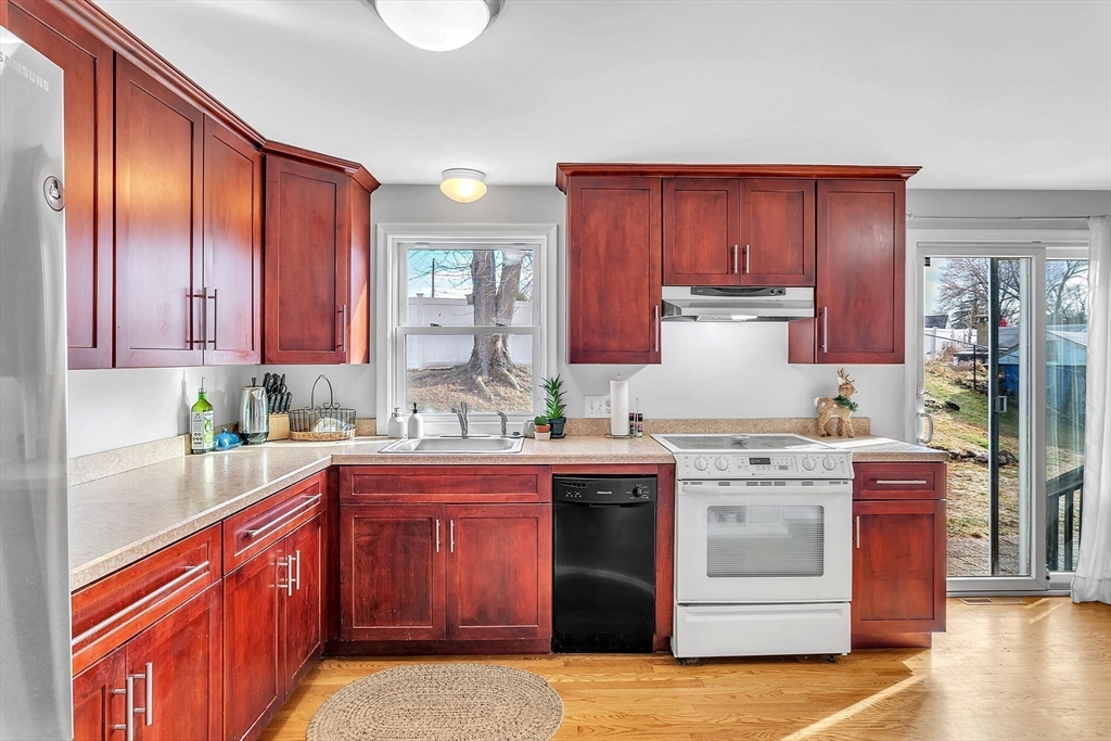 58 Georgetown Road Ludlow, MA 01056 - Photo 16 of 40 Gallery Image 16