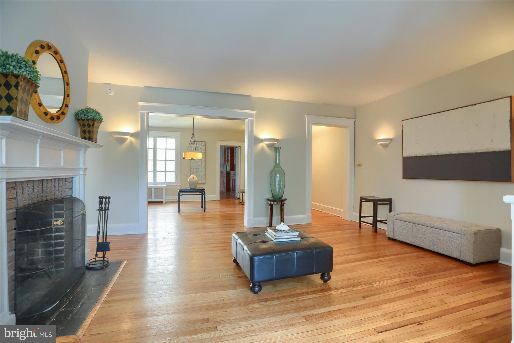 4300 Roland Avenue, Unit 201 Baltimore, MD 21210 - Photo 5 of 30