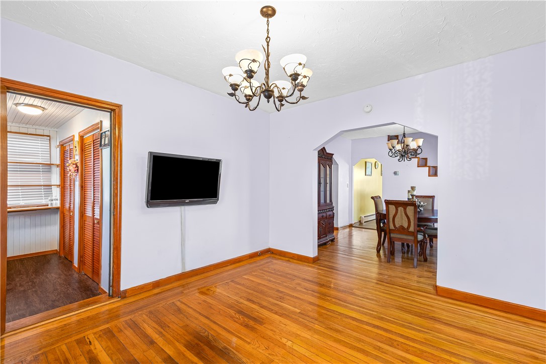 220 Bay View Avenue Cranston, RI 02905 - Photo 13 of 32