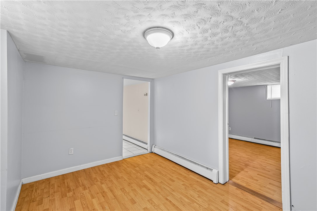 220 Bay View Avenue Cranston, RI 02905 - Photo 22 of 32