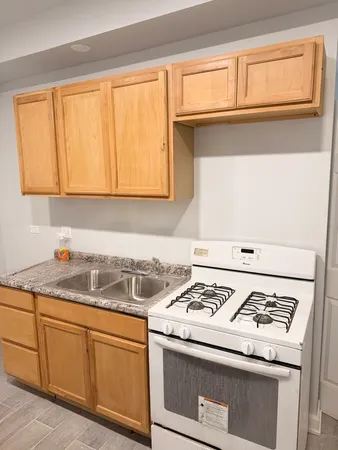 $2,200 | 14305 Irving Avenue, Unit 1, Dolton, IL 60419