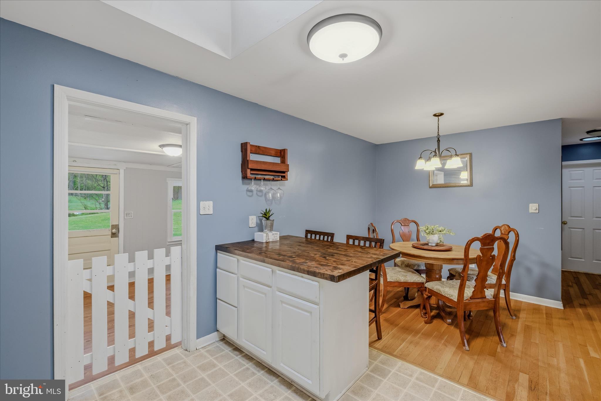 6717 Middle Road Middletown, VA 22645 - Photo 16 of 58 Kitchen