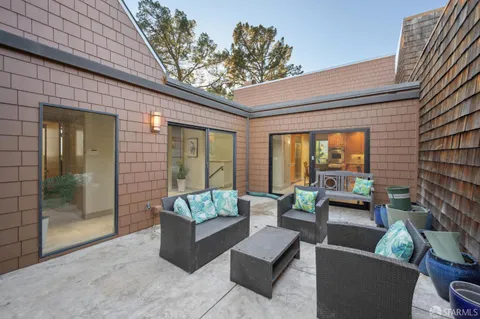 $1,575,000 | 214 The Knoll, Orinda, CA 94563