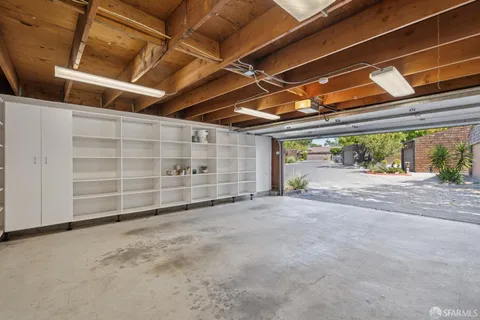 $1,575,000 | 214 The Knoll, Orinda, CA 94563