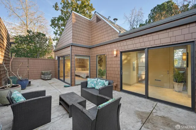 $1,575,000 | 214 The Knoll, Orinda, CA 94563