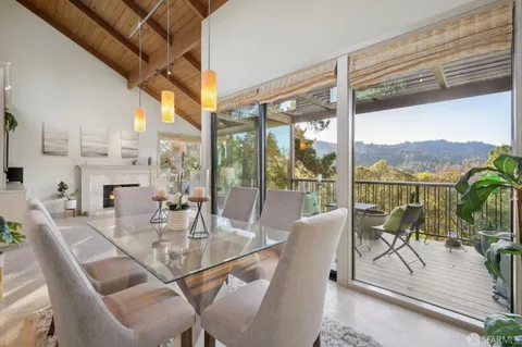 $1,575,000 | 214 The Knoll, Orinda, CA 94563