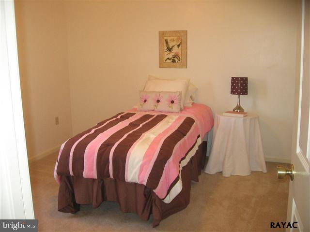 134 Lexington Road York, PA 17402 - Photo 17 of 26
