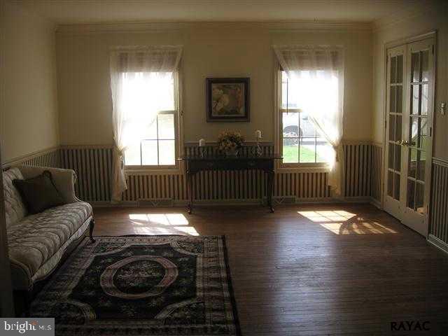 134 Lexington Road York, PA 17402 - Photo 5 of 26