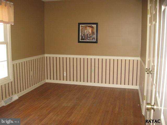 134 Lexington Road York, PA 17402 - Photo 6 of 26