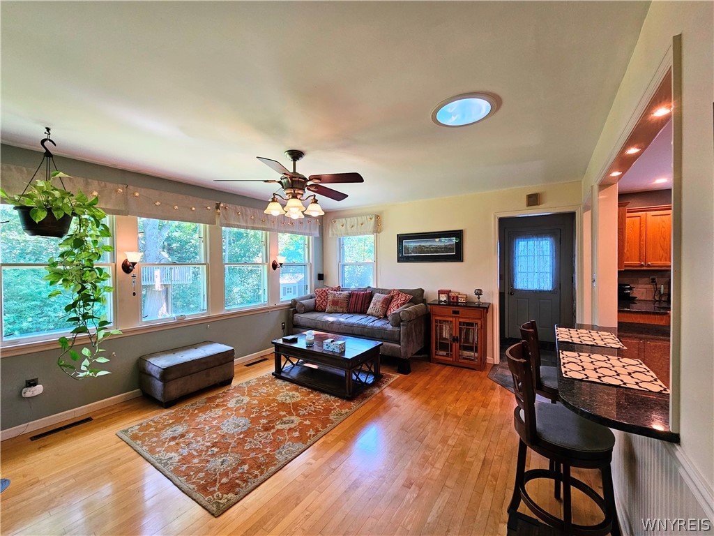 Gallery Image 6