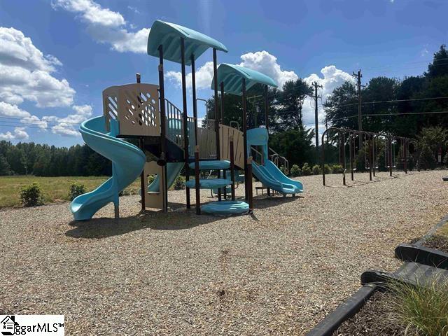 227 Green Pasture Road Fountain Inn, SC 29644 - Photo 10 of 11 Gallery Image 10