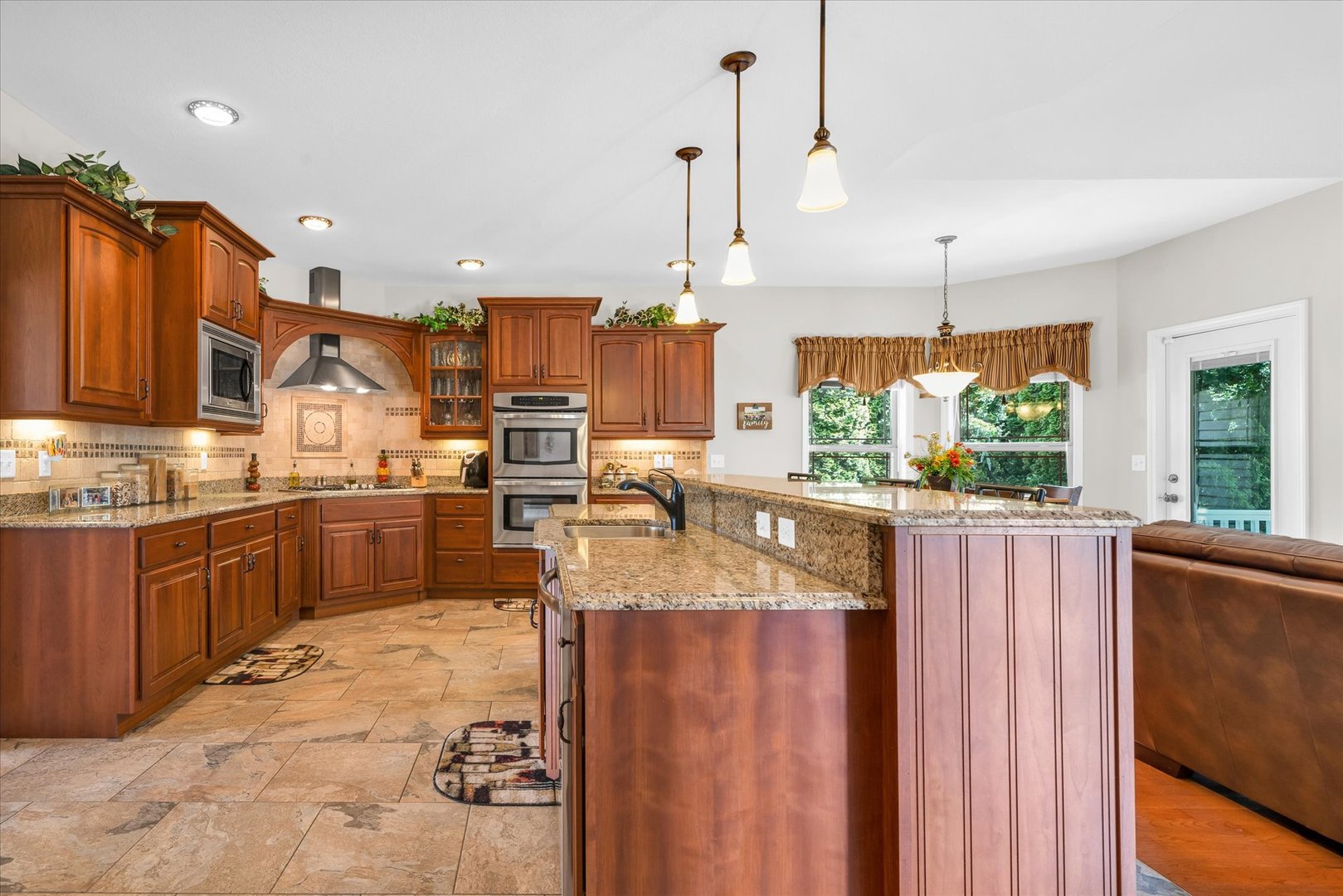 2805 Clarion Road Urbana, IL 61802 - Photo 3 of 46 Gallery Image 3