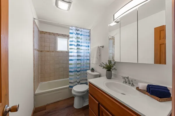 $375,000 | 225 East Lincoln Avenue, Glendale Heights, IL 60139