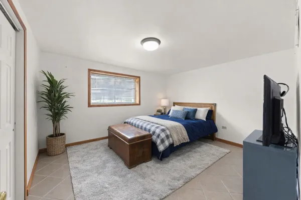 $375,000 | 225 East Lincoln Avenue, Glendale Heights, IL 60139