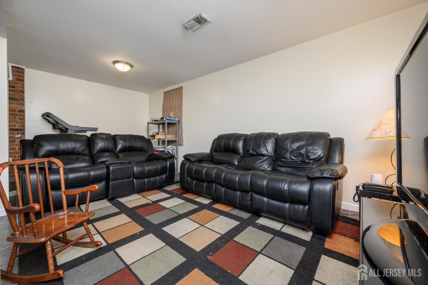 171 Howell Avenue Fords, NJ 08863 - Photo 24 of 33