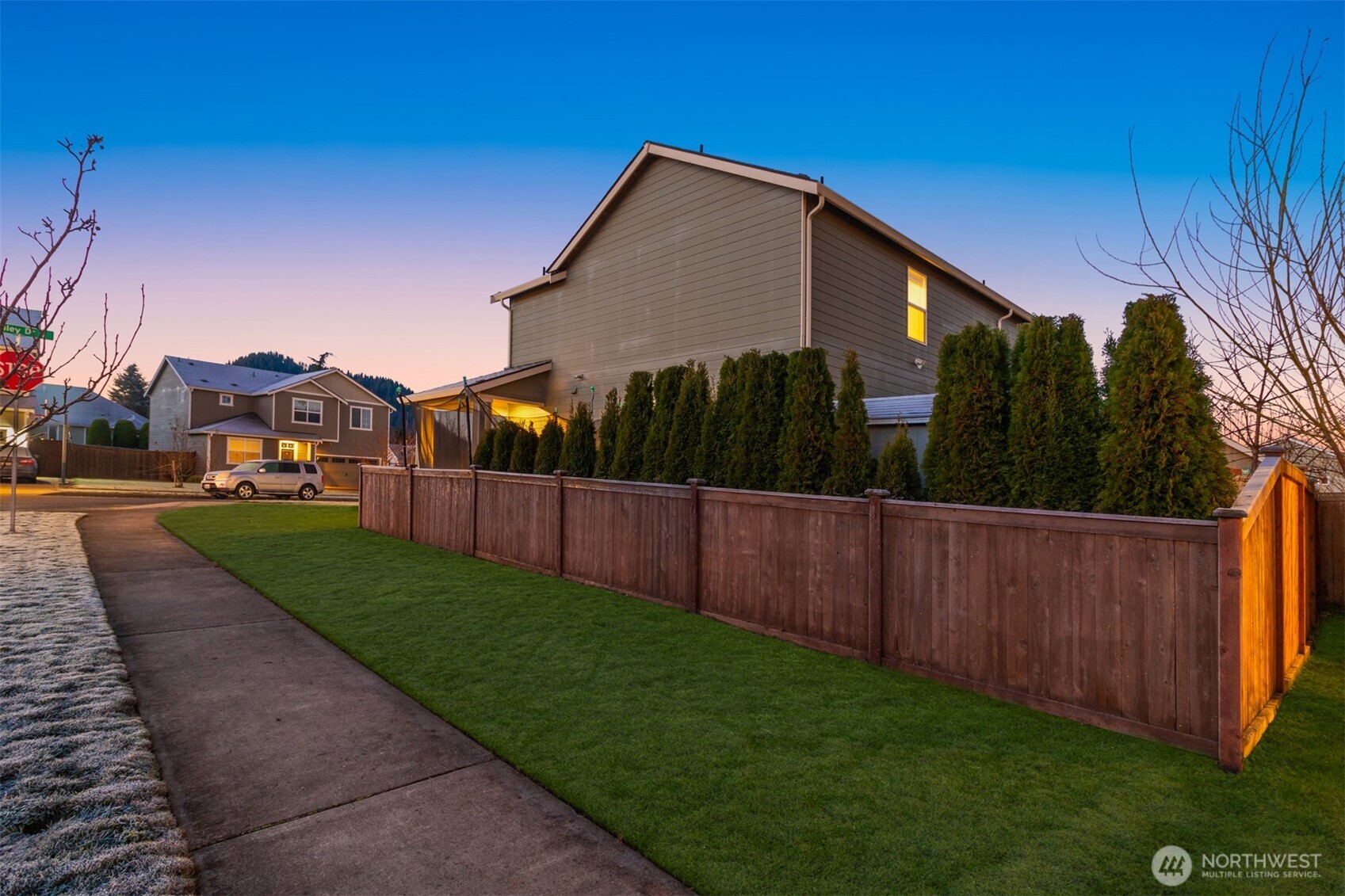 985 Riley Drive East Enumclaw, WA 98022 - Photo 15 of 33 a view of a back yard