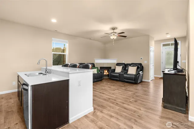 $590,000 | 985 Riley Drive East, Enumclaw, WA 98022