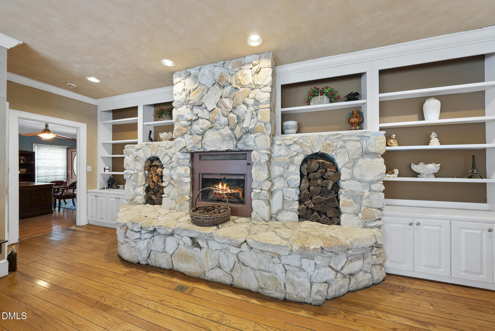 111 Foxridge Road Chapel Hill, NC 27514 - Photo 13 of 67 111 Foxridge Rd