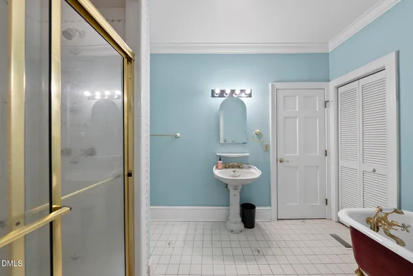 $1,995,000 | 111 Foxridge Road, Chapel Hill, NC 27514