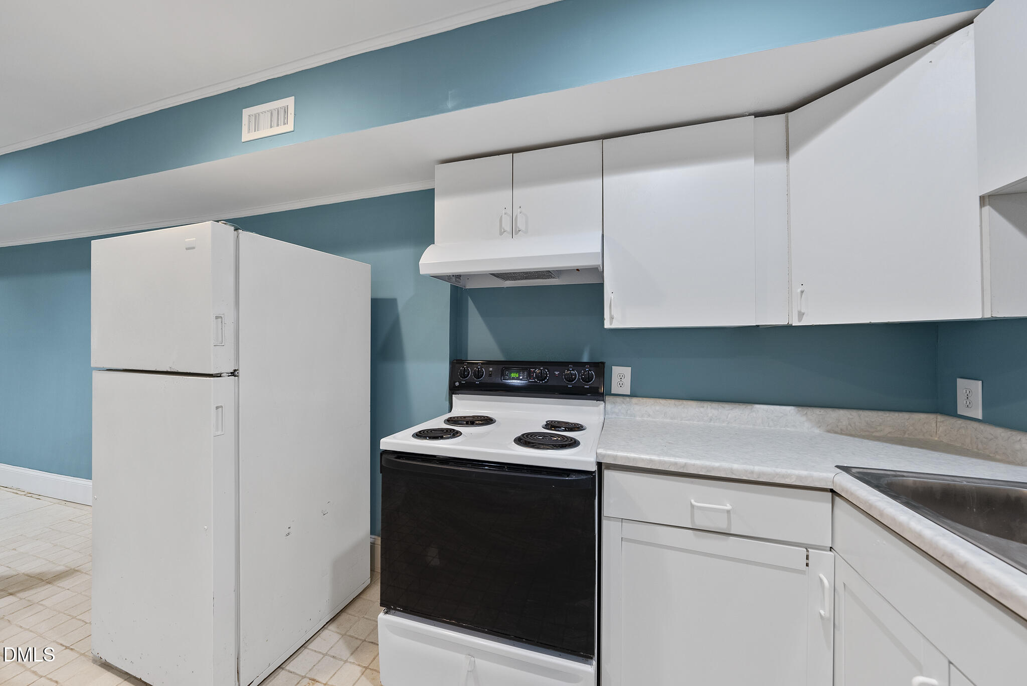 111 Foxridge Road Chapel Hill, NC 27514 - Photo 26 of 67 111 Foxridge Rd