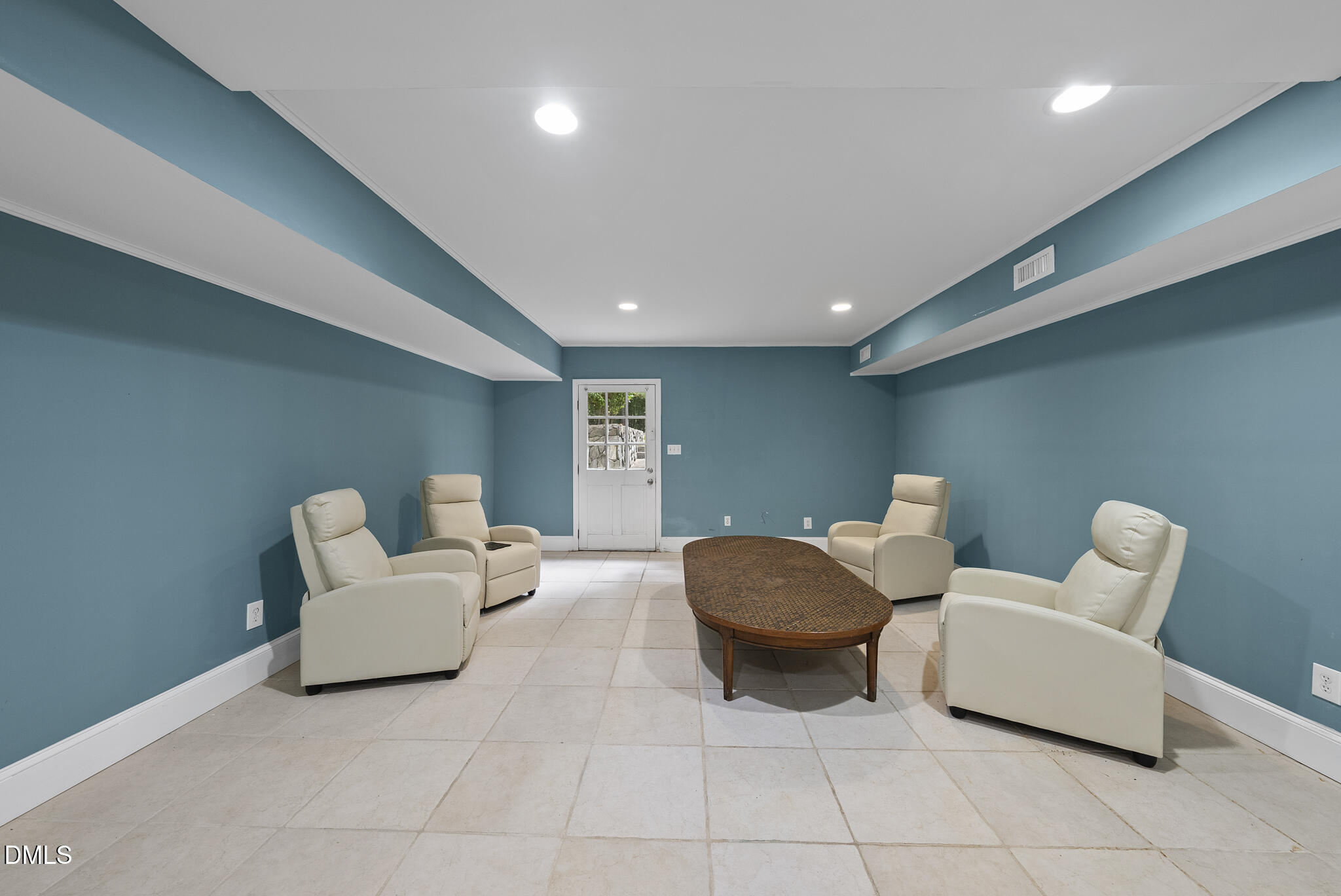 111 Foxridge Road Chapel Hill, NC 27514 - Photo 28 of 67 111 Foxridge Rd