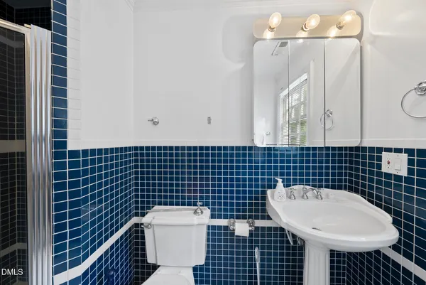 $1,995,000 | 111 Foxridge Road, Chapel Hill, NC 27514