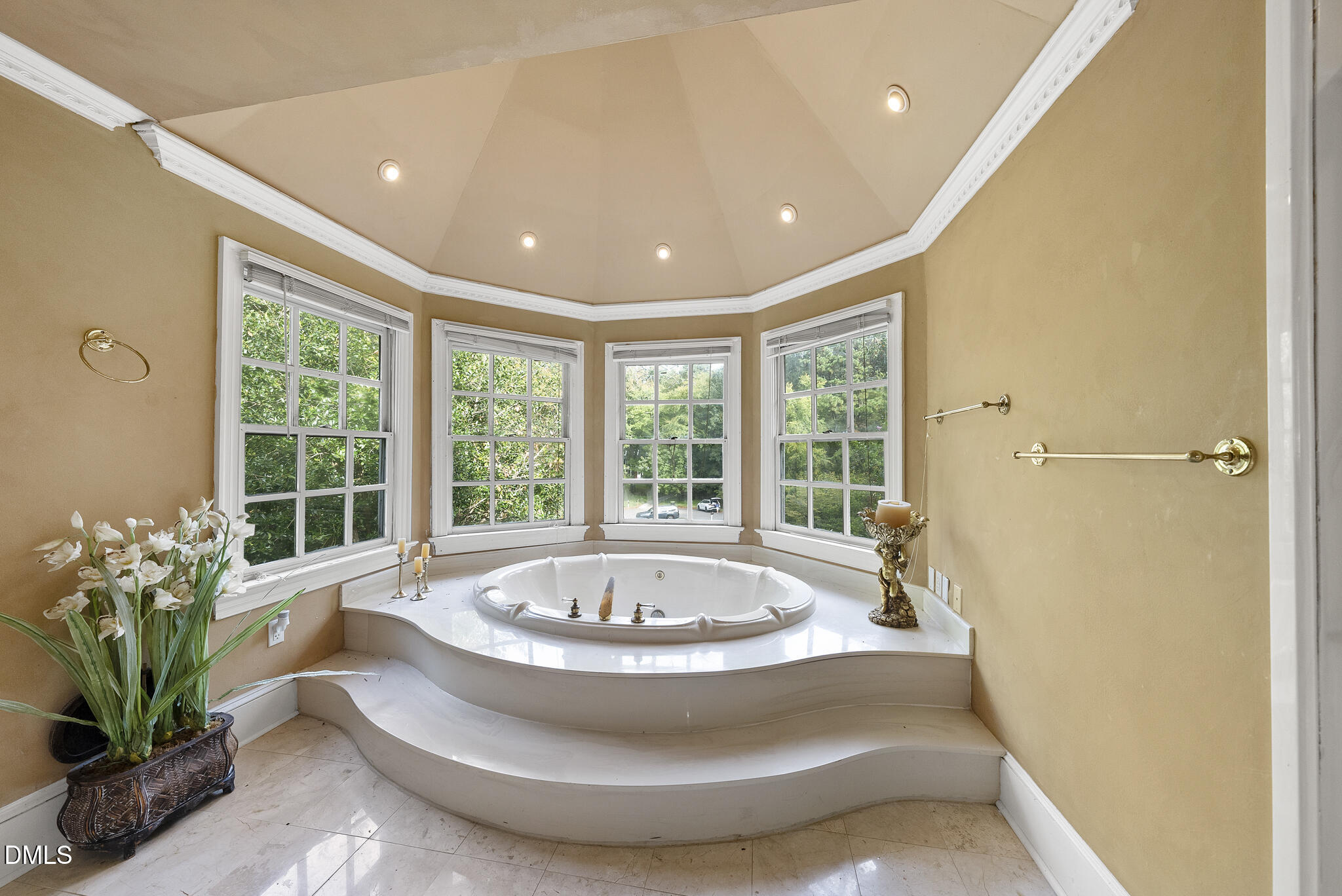 111 Foxridge Road Chapel Hill, NC 27514 - Photo 44 of 67 111 Foxridge Rd