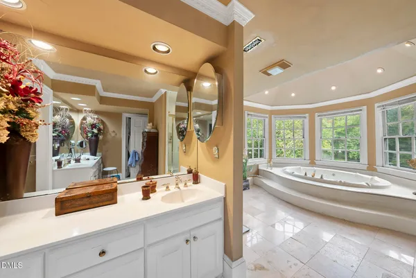 $1,995,000 | 111 Foxridge Road, Chapel Hill, NC 27514